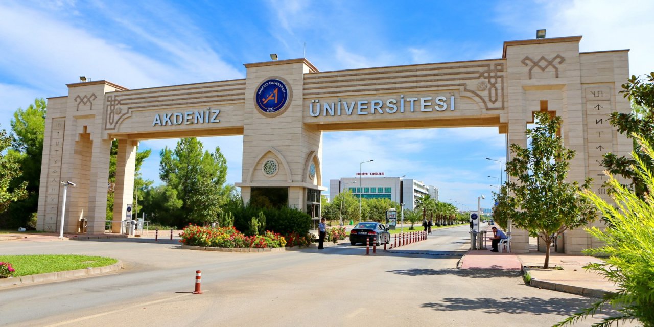 Asya'nın En İyi Üniversiteleri Arasında Yer Alan Akdeniz Üniversitesi Çok Önemli Yükselişlere İmza Attı