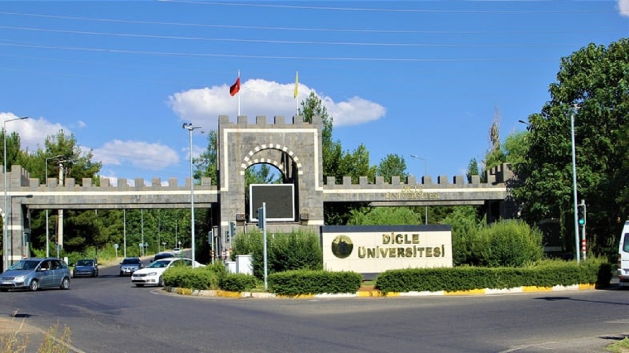 Dicle Üniversitesi alım ilanı: 35 sözleşmeli personel alınacak! Son başvuru 14 Nisan