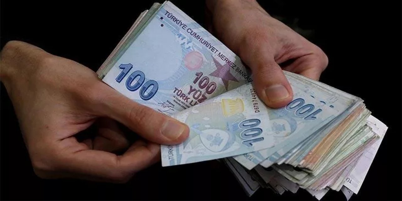 Emekli Olan Vatandaşların Dikkatine Ödeme Oranı 10.000 TL'ye Kadar Yükseltildi! 30 Nisan'a Kadar Bankayı Ziyaret Edin
